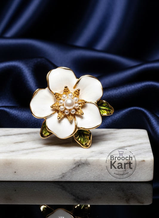 White Cute Flower Brooch