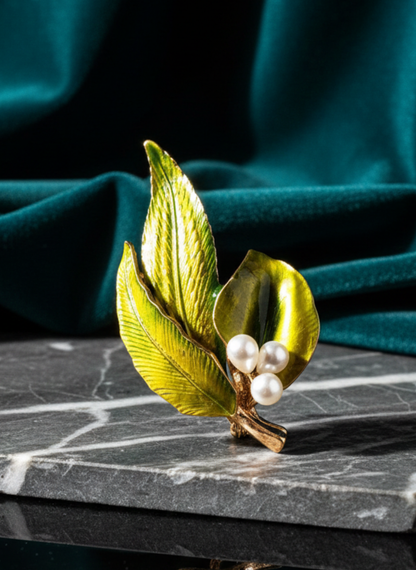 Royal Leaf Pearl Brooch